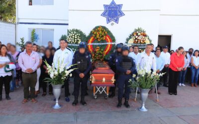 Rinde Gobierno de Xoxocotlán, homenaje a policía municipal caído en cumplimiento de su deber