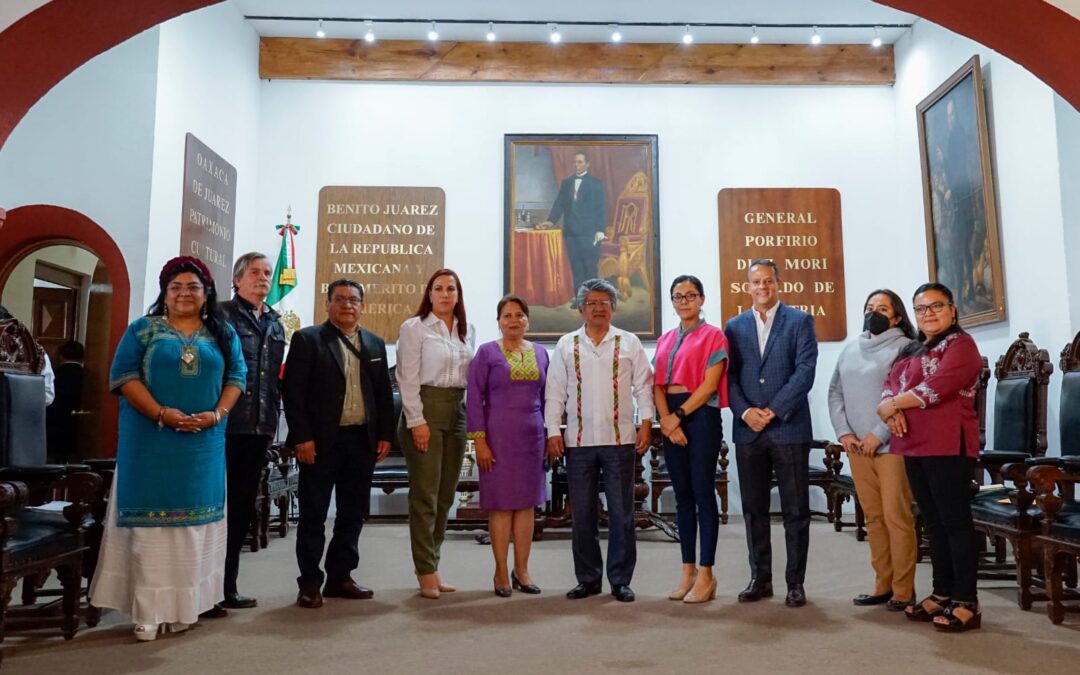 Toman protesta a nueva alcaldesa del municipio de Oaxaca de Juárez