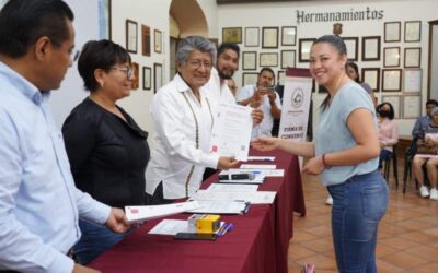 Celebran convenio municipio de Oaxaca de Juárez y el ICAPET