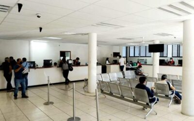 Mantiene Semovi gestiones para garantizar emplacamiento de vehículos en Oaxaca