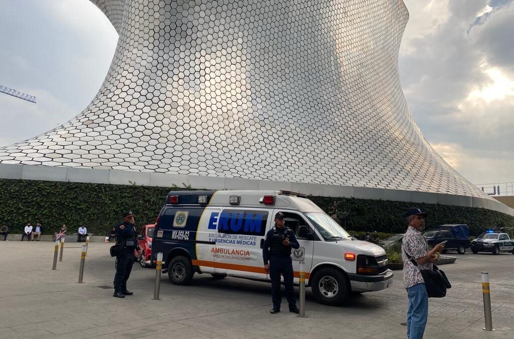 Asesinan a balazos a un cliente en Starbucks de Polanco, en Plaza Carso