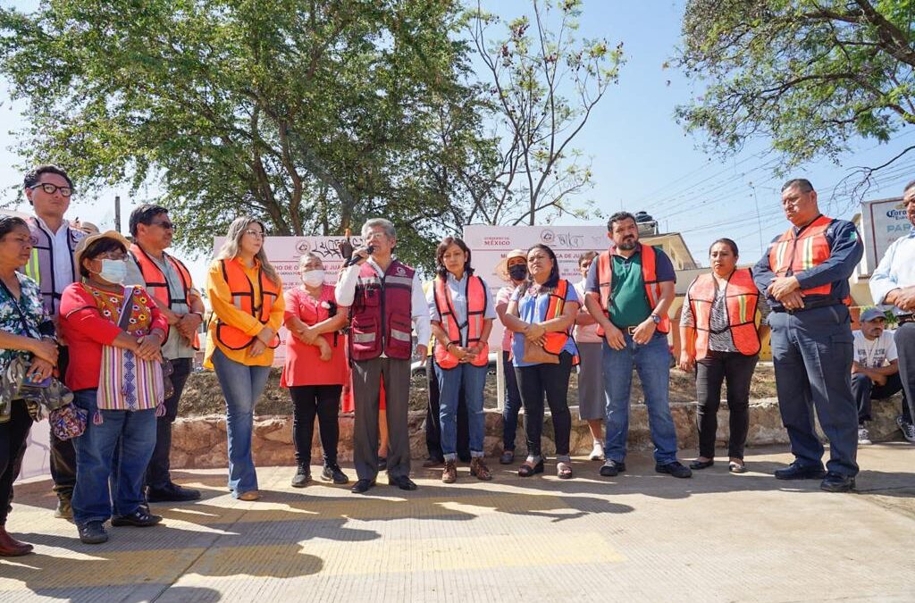 Municipio capitalino inaugura obras en San Martín Mexicapam