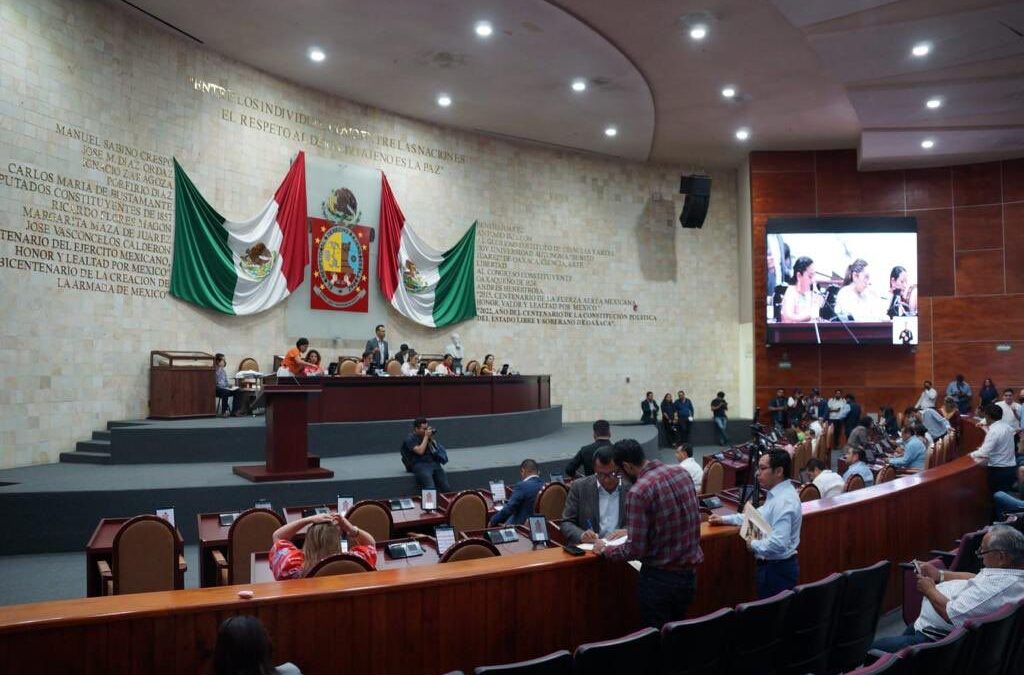 Liz Concha va por proteger derechos de las mujeres frente a recortes presupuestales