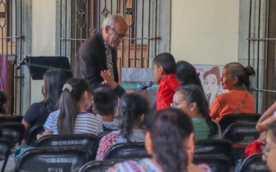 Con festival literario, fomenta Casa de la Cultura Oaxaqueña hábito de la lectura en las infancias