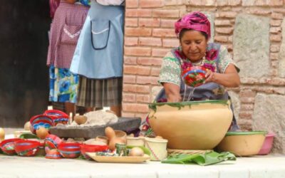 Cocineras tradicionales de Valles Centrales cautivan paladar de propios y visitantes