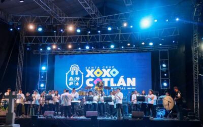 Vive Xoxo espectacular cierre del Festival Martes de Brujas