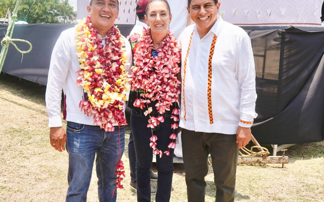 FUCO recibe con marcha multitudinaria a Claudia Sheinbaum en Juchitán