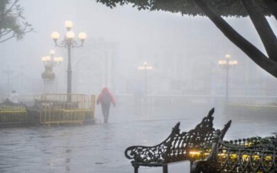 Prepárese… Frente frío fuera de temporada se aproxima a México; azotará con fuertes lluvias, granizadas y tornados