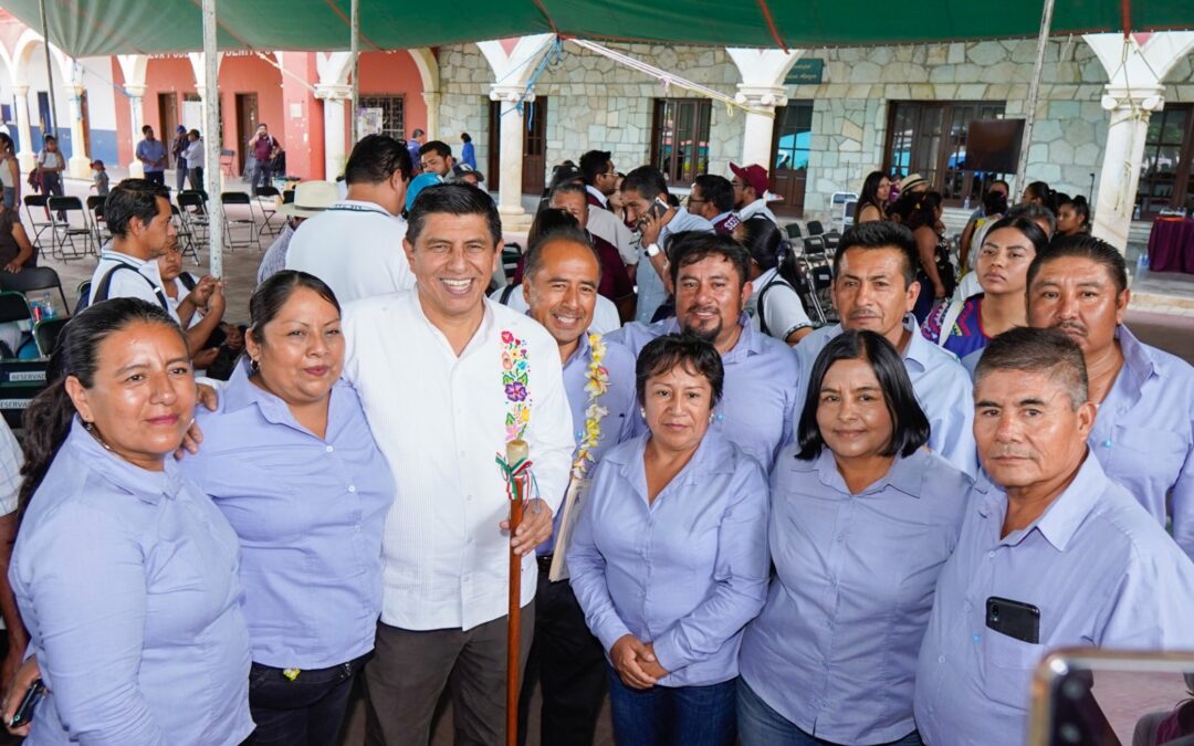 Entrega Gobierno de Oaxaca apoyos por más de cuatro mdp en Magdalena Apasco