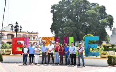 UABJO DONA LIBROS A MUNICIPIOS DE OAXACA