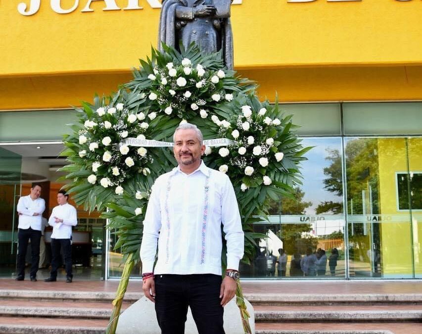 JUÁREZ, SIEMPRE JUÁREZ EN LA UABJO : RECTOR