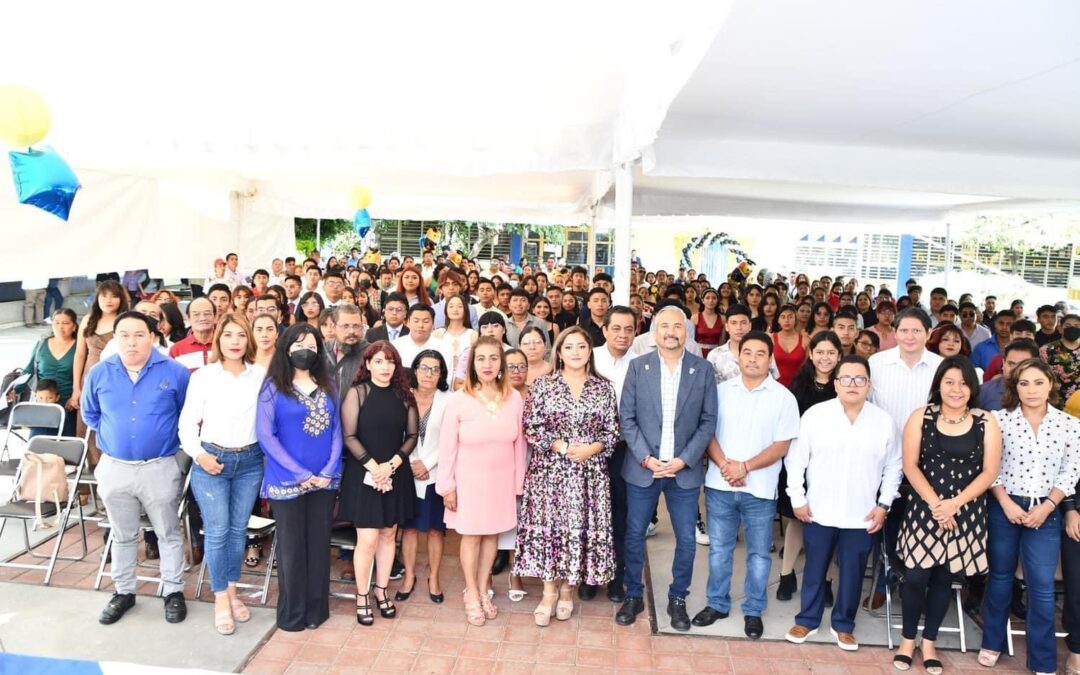 DESPIDE LA PREPARATORIA NÚMERO UNO DE LA UABJO A LA GENERACIÓN 2020-2023