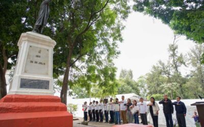 Ayuntamiento de Oaxaca de Juárez rinde homenaje a Miguel Hidalgo y Costilla