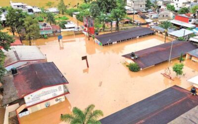 Activan plan de auxilio por inundaciones en Veracruz