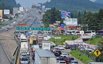 Bloqueo en la México-Toluca: Reportan tránsito y largas filas