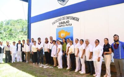 Inicia clases la Facultad de Enfermería UABJO en la Sierra Sur