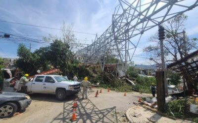 CFE restablece el 50% del suministro eléctrico tras paso del ciclón Otis en Guerrero