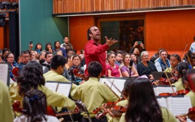 La Orquesta Sinfónica y Coro de la Central de Abasto con Esperanza Azteca se presentó en la FILO 2023