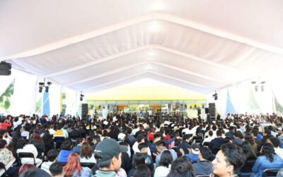 Comunidad Universitaria y Orquesta Primavera, cantaron mañanitas a C.U