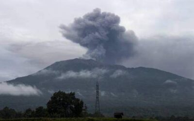 Suben a 22 los muertos por la erupción del volcán Marapi en Indonesia