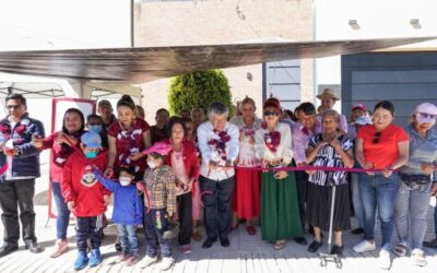 Con inauguración de obra celebra colonia Aurora el Día de Reyes