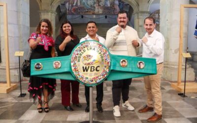 Exponen en Palacio de Gobierno piezas representativas de la historia del boxeo