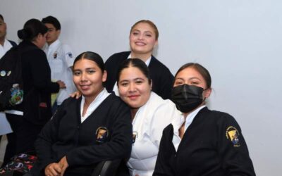 Aún quedan pendientes para alcanzar la igualdad, coinciden mujeres en conversatorio UABJO