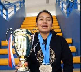 Estudiante UABJO campeona internacional de Wushu  en Grecia