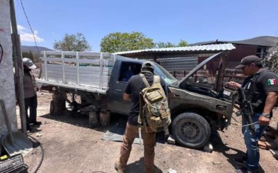 Fiscalía de Oaxaca realiza cateo en Miahuatlán de Porfirio Díaz y asegura tres vehículos