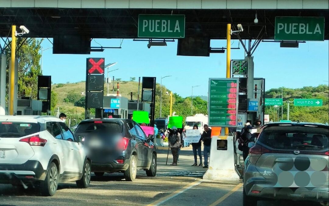 Protesta y toma en Huitzo: Habitantes de San Pedro Mártir Yucuxaco exigen auditoría y transparencia municipal