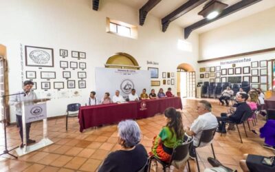 Condecora Ayuntamiento capitalino a Valentín Diez Morodo con el reconocimiento de “Visitante Distinguido”