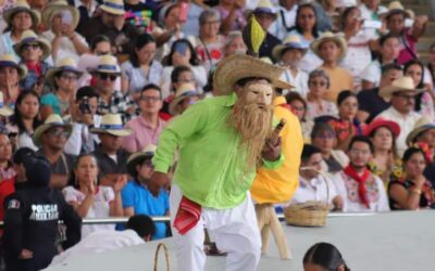 En la Octava del Lunes del Cerro Como hace 92 años, Oaxaca entrega al mundo su gueza cultural y tradicional