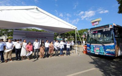 Acerca Gobierno de Oaxaca transporte a personas usuarias del Hospital de la Mujer y el Niño Oaxaqueño