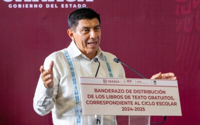 En su compromiso irrenunciable con la educación Da luz verde Salomón Jara a distribución de libros gratuitos en Oaxaca