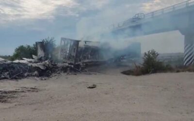 Hallan a tres hombres sin vida en bloqueo de la Mazatlán-Culiacán