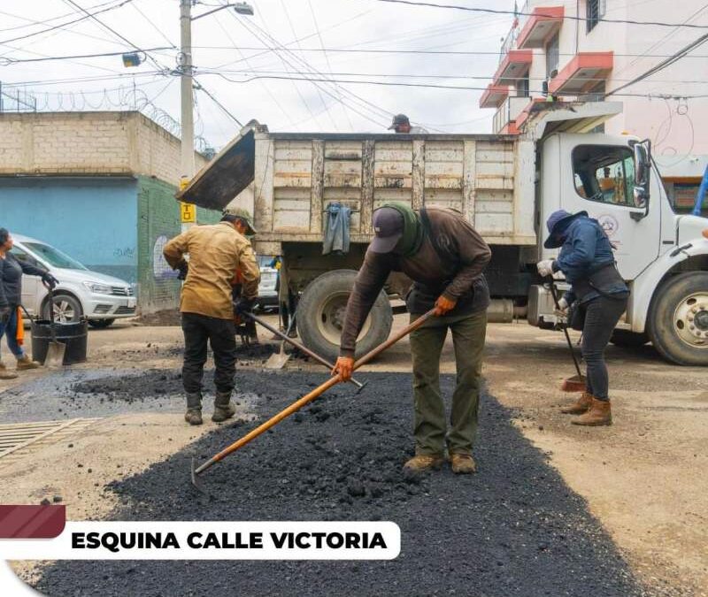 Trabajo de bacheo no se detiene, 4 cuadrillas laboran permanentemente: Neri