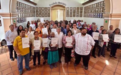 Entrega Martínez Neri testamentos gratuitos en beneficio de cientos de familias oaxaqueñas