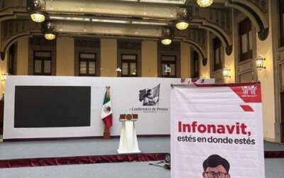 Infonavit atiende a periodistas en Palacio Nacional