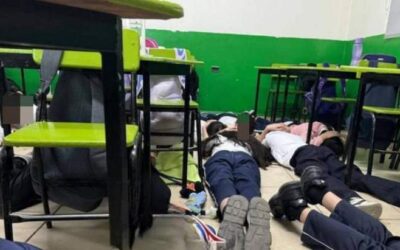 Alumnos de primaria en Culiacán sufren pánico al escuchar ataque armado contra negocio de hamburguesas