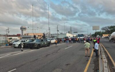 Motín en penal de Tabasco desata operativo: ‘La GN nos está disparando’, acusan reclusos