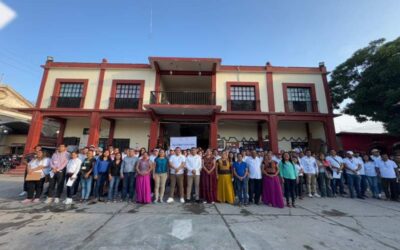 Realiza Secretaría de Administración Mega Tequio de Alfabetización en San Blas Atempa