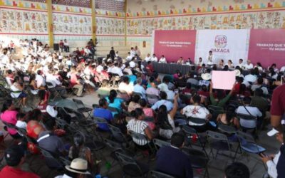 Con más de 16 mdp, refuerza Salomón Jara la educación en Villa de Tututepec