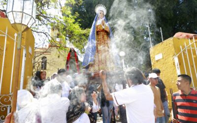 Santa Cruz Xoxocotlán revive con fe y tradición el Viacrucis del Viernes Santo