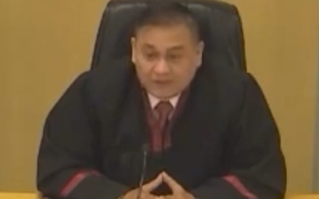 JUEZ OAXAQUEÑO DEPONE SU TOGA Y RENUNCIA ANTE REFORMA JUDICIA