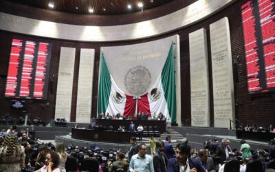 Diputadas y diputados exponen posturas sobre reformas para proteger a trabajadores que solo reciben propinas