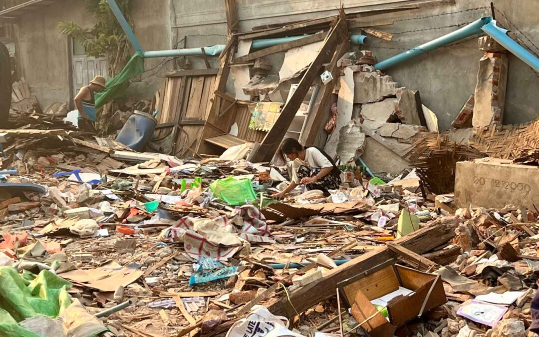 Muertes por el terremoto en Myanmar suben a tres mil 471
