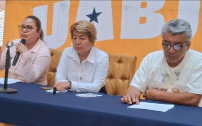 UABJO presenta licenciatura en nutrición