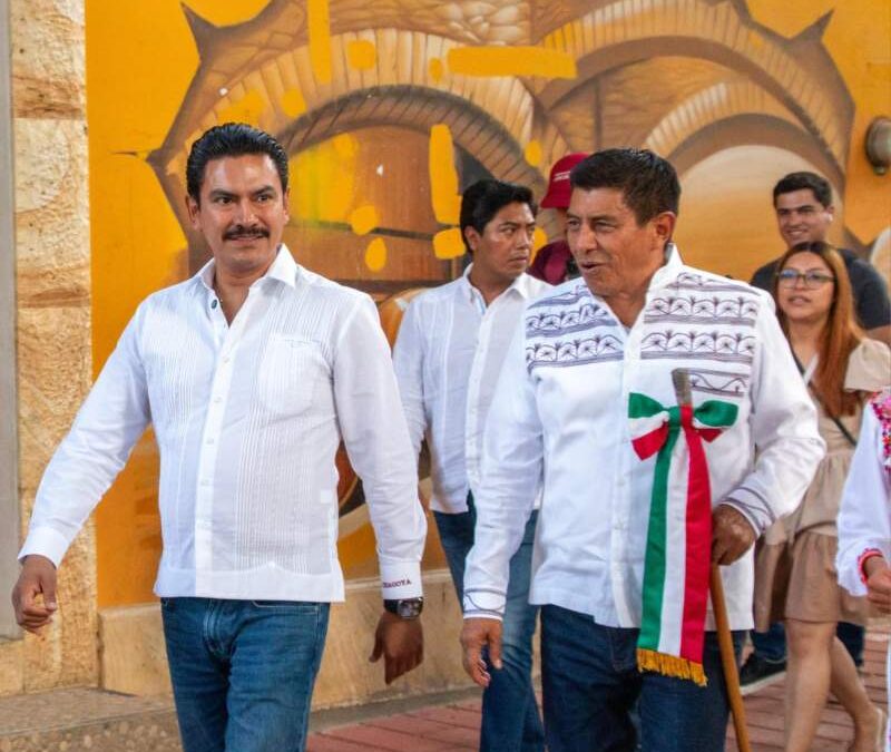 Encabezan Ray Chagoya y Salomón Jara Cruz recorrido por agencias municipales para anunciar inversión histórica