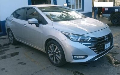 Policía Municipal asegura vehículo con reporte de robo y detiene a conductor
