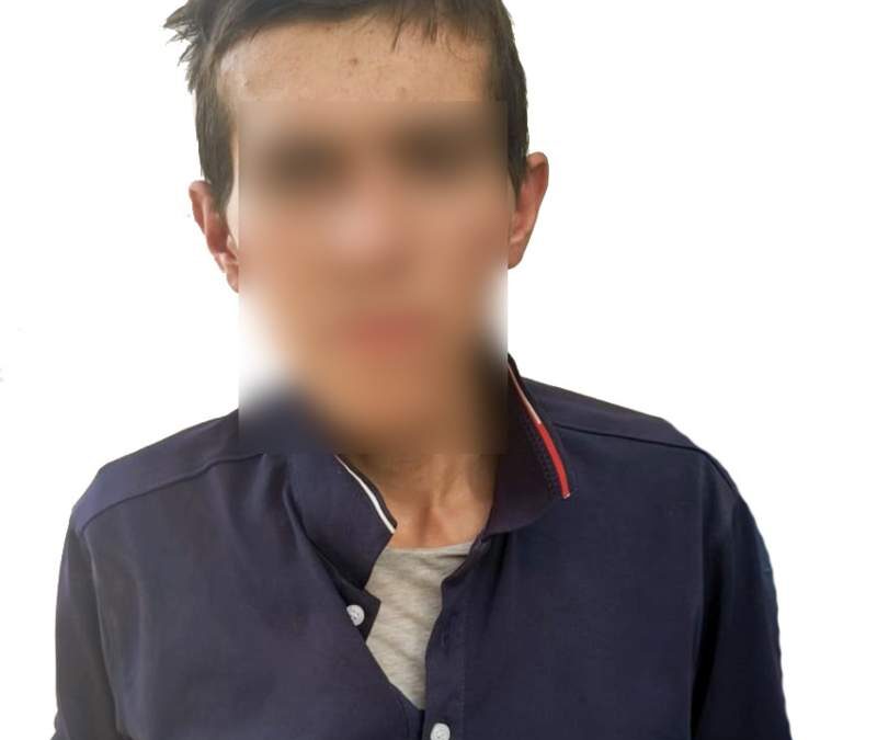 *Policía Municipal de Oaxaca de Juárez, identifica y detiene a presunto cristalero*